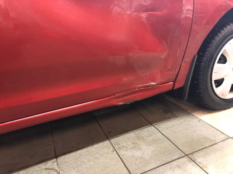 Renault Logan фото повреждений