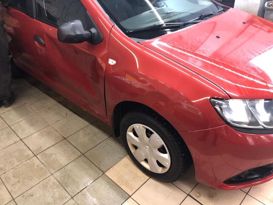 Renault Logan ремонт двери и порога Renault фото результат ремонта «АвтосервисПрофи»